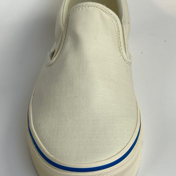 Vans NWT Slip On’s w/Box - Picture 4 of 7